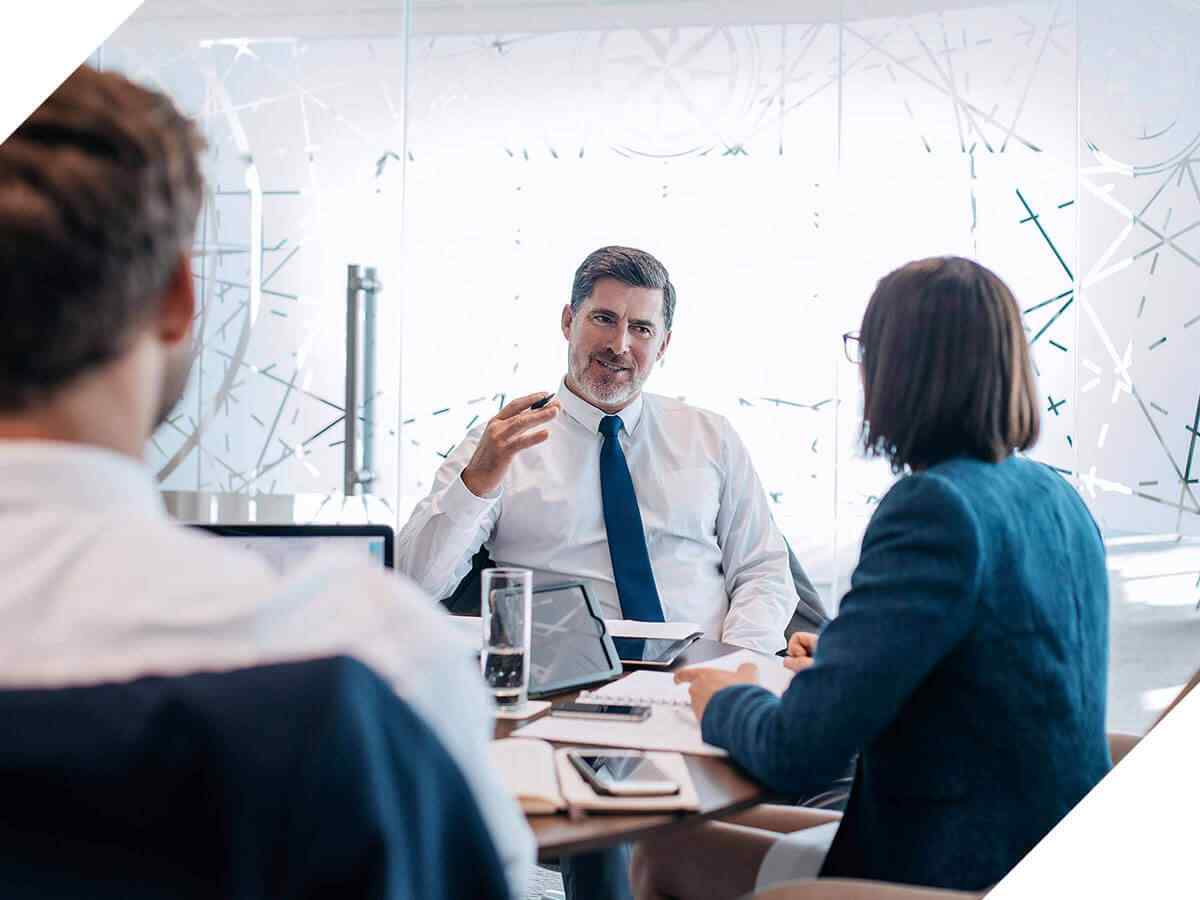 https://km-consultation.com/wp-content/uploads/2020/04/img-expert-guidance.jpg